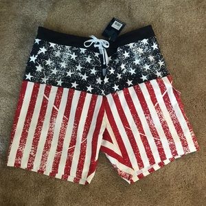 NWT Men’s swim trunks